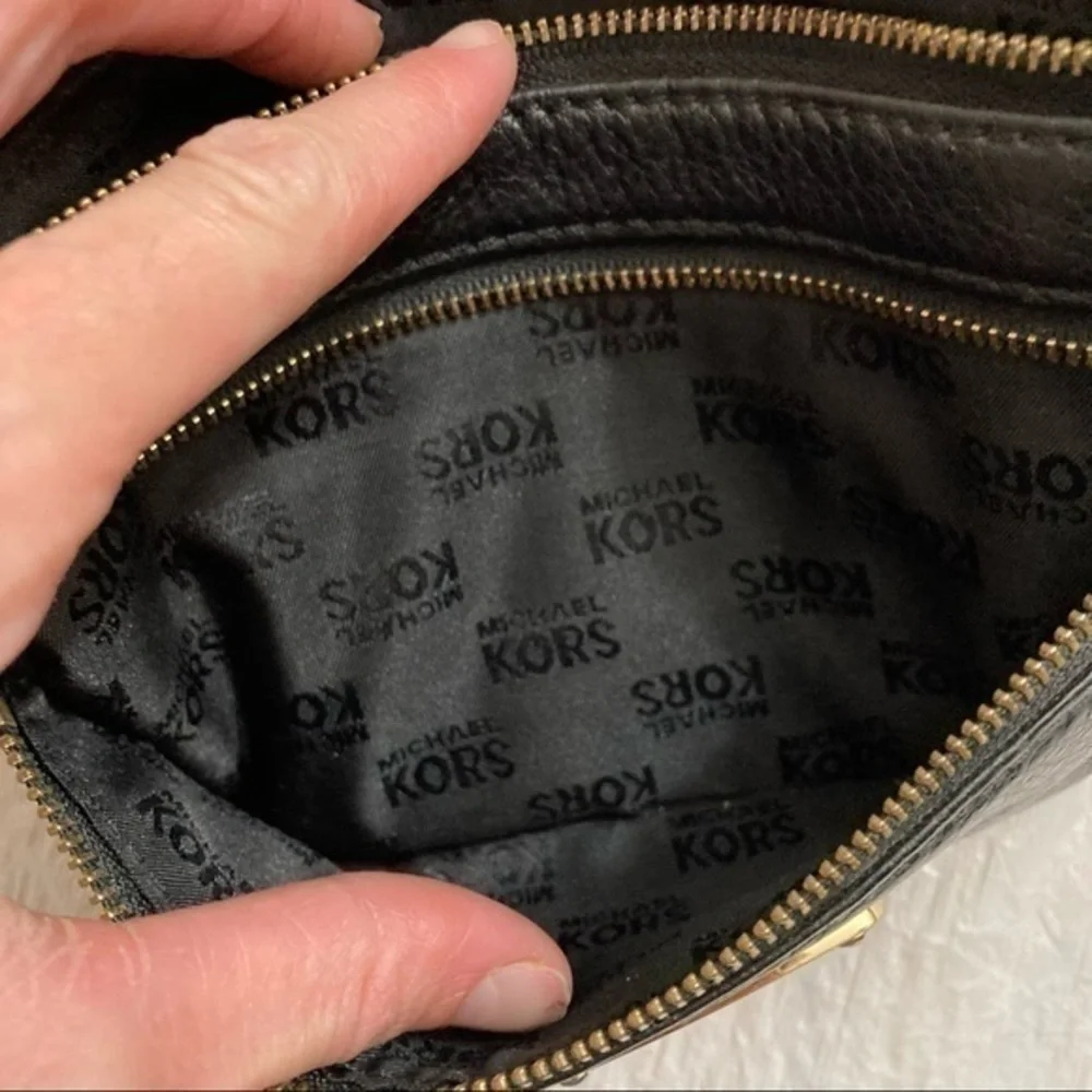 Michael kors black leather mini bag wristlet adorable